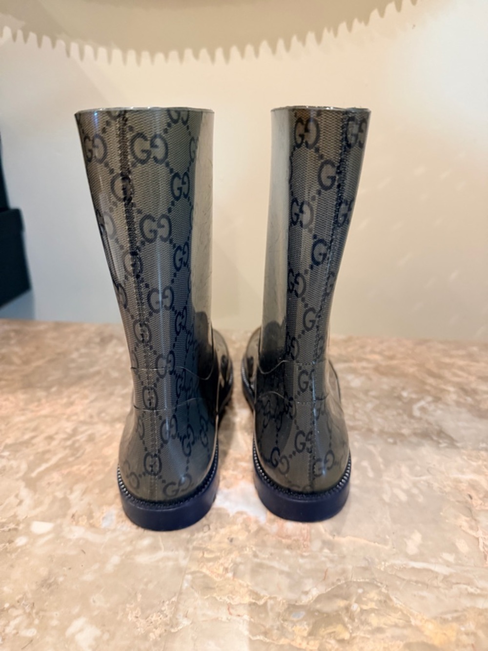 Gucci kids rain boots size 33 - Picture 3 of 13